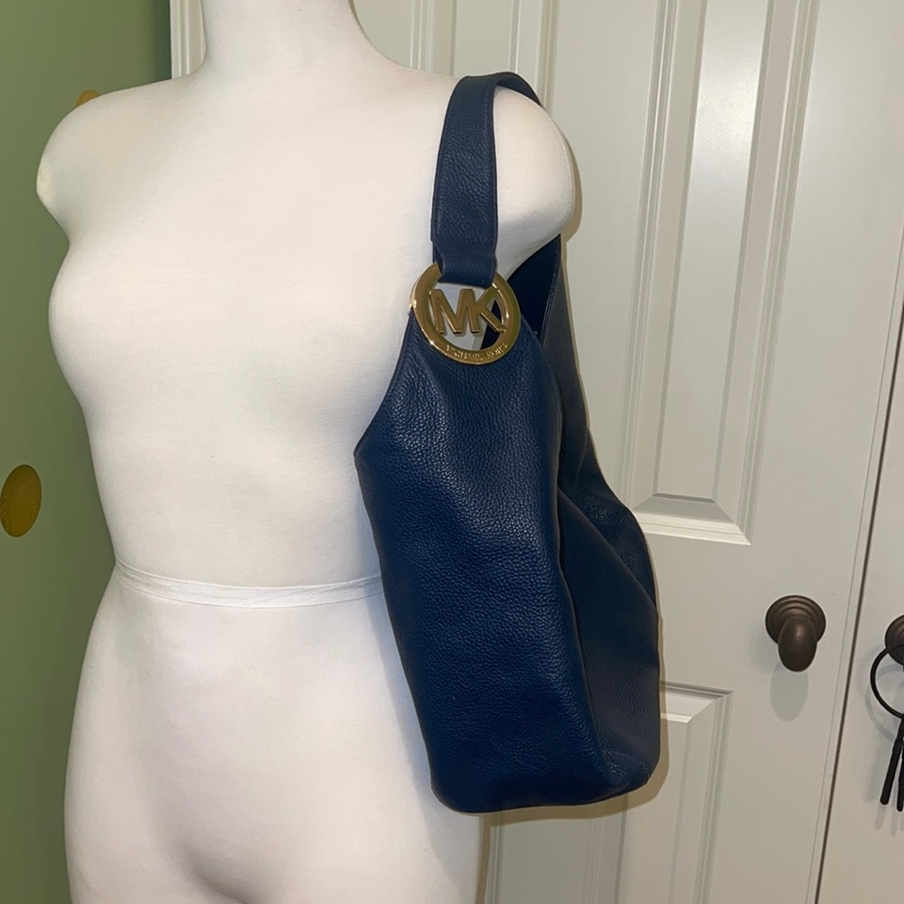 Michael Kors Navy leather hobo bag gold logo  like new lots of interior pockets